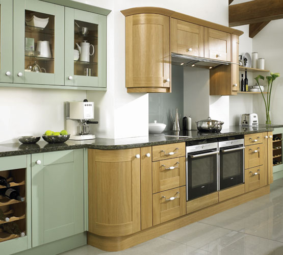 Complete Collection Lincoln Natural Oak & Painted Willow Green